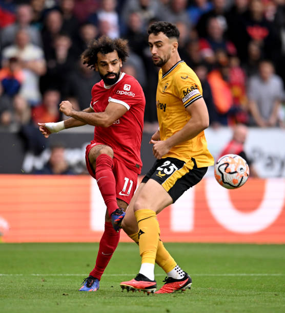 身兼两职 身兼两职