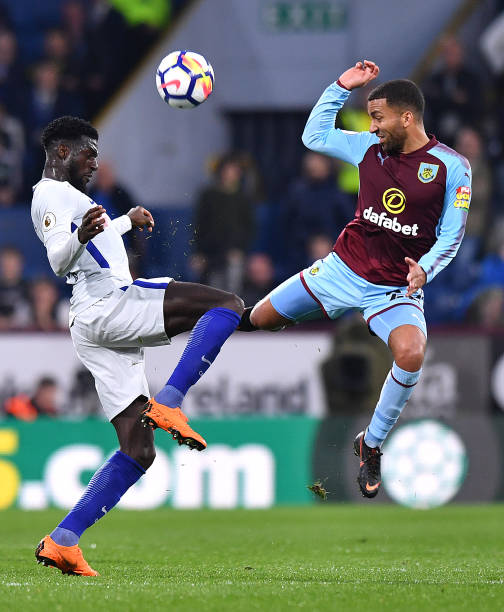 和后防线之 和后防线之