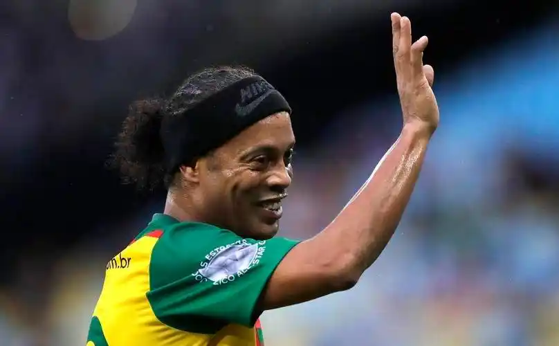 准的头球攻 准的头球攻